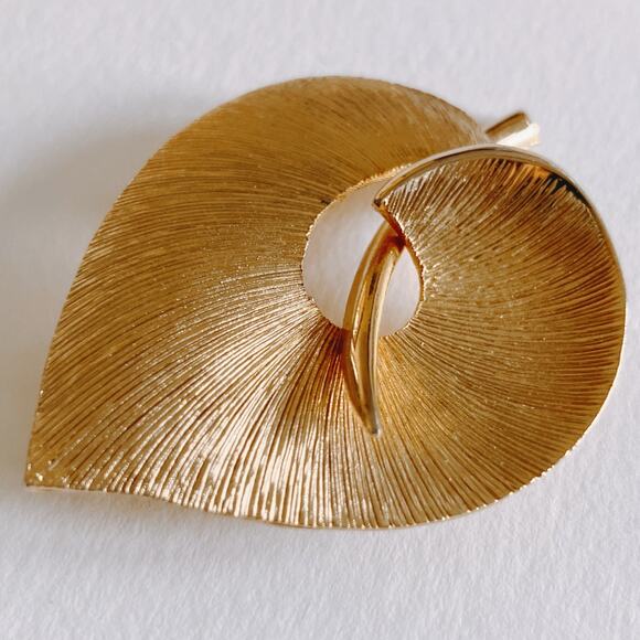VTG Signed Pastelli Gold Tone Leaf Brooch Mid Century Modernist Pin 60s Jewelry - Picture 4 of 10
